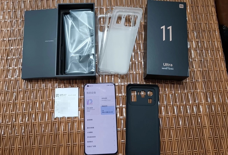 国行小米11ultra 99新，12+25...