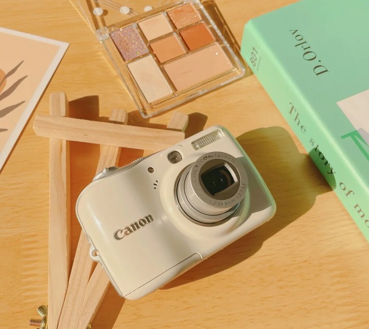 佳能e1 可以看看最后一张图片介绍