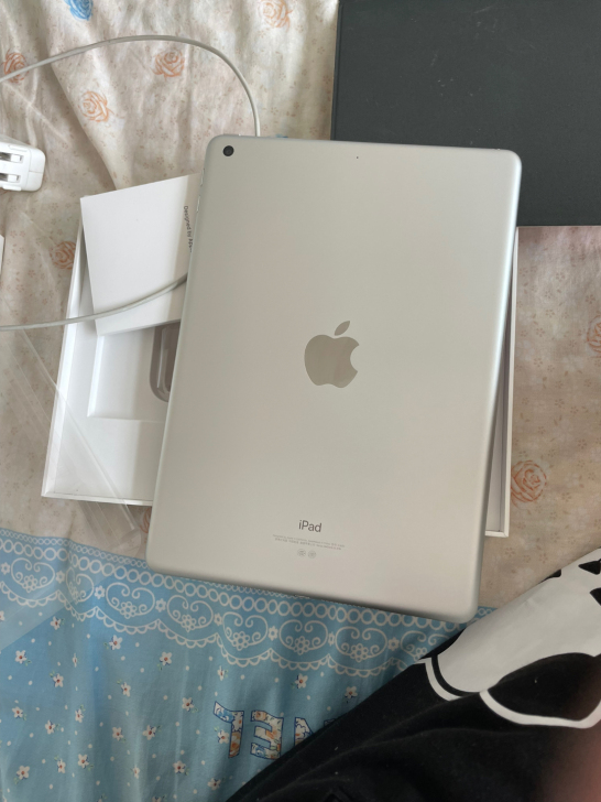 2018款ipad9.7英寸国行32G W...