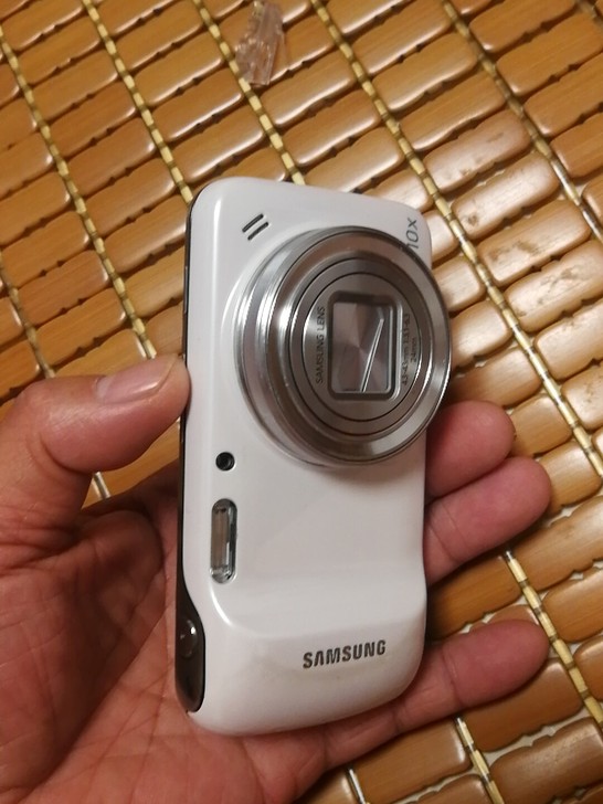三星C101手机相机，产品如图，开不了机（...