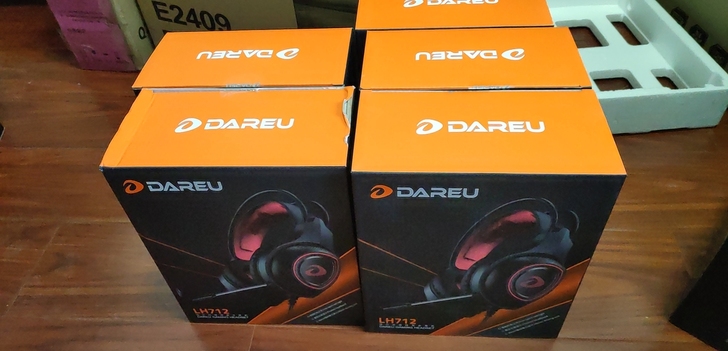 达尔优游戏耳机吃鸡电竞耳机听声辨位