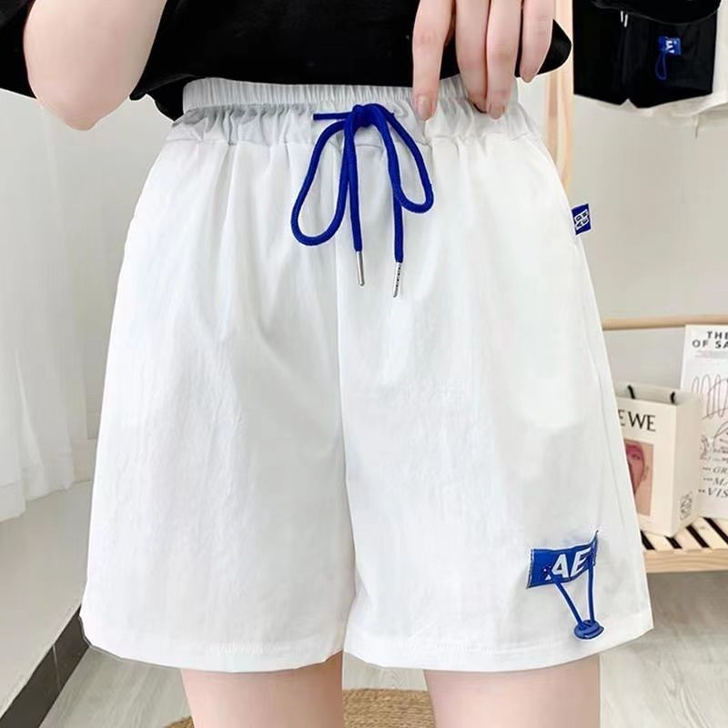白色冰丝速干运动短裤女夏季2021宽松高腰...