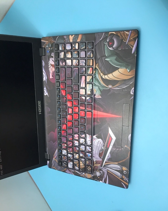 出一台15.5寸神舟战神电脑,用了很久了,...