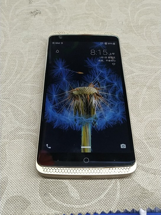 中兴A2015原装实拍有图金色32g性价比...