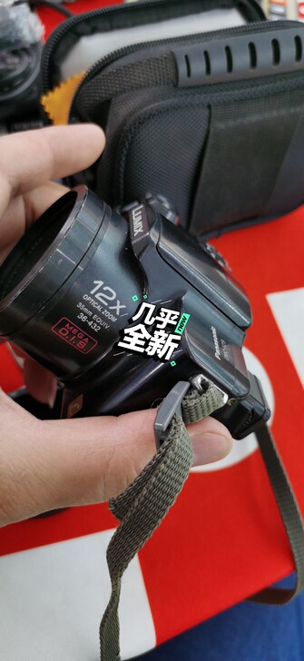 松下FZ5日本原装相机,单机器