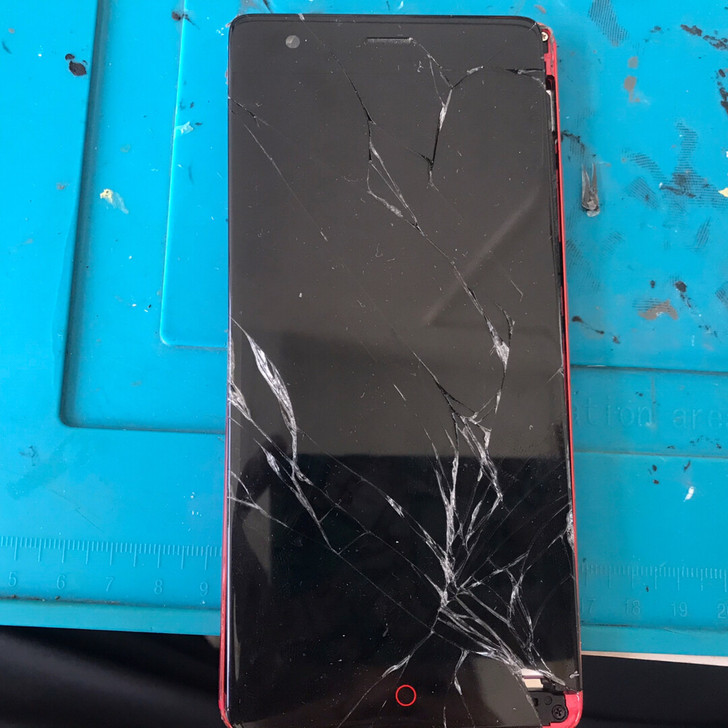 寄修努比亚 红魔1代2代NX619j游戏手...