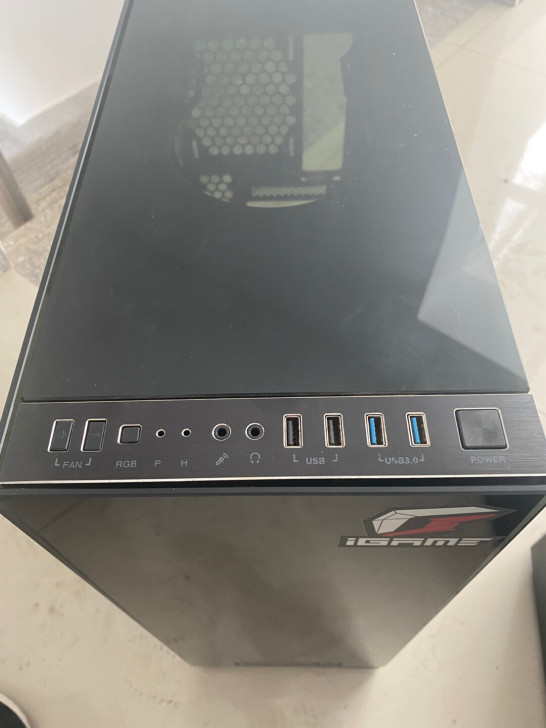 爱国者机箱，后玻璃没有，20到付