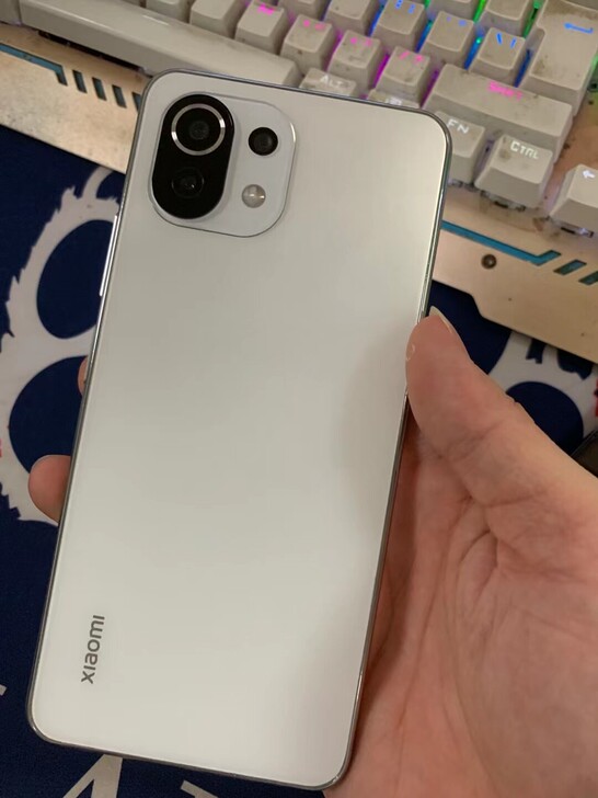 小米11青春版白色8+256GB，骁龙78...