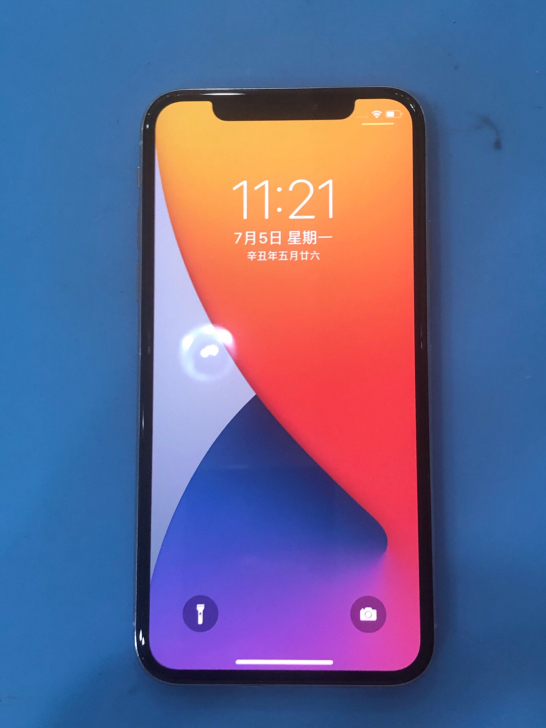 iPhone x 银白色