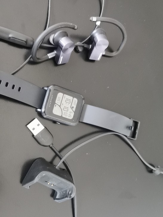 华米手表，待机差不多一个月，19年底买的，