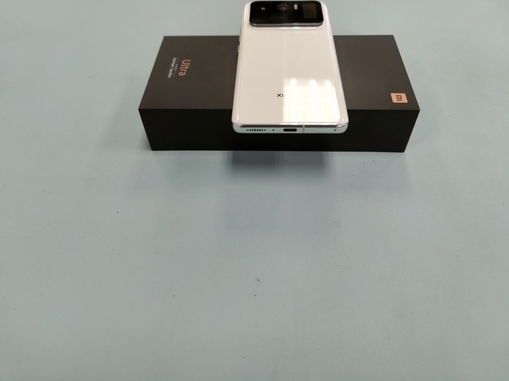 小米11u 12+512g 白色 99新