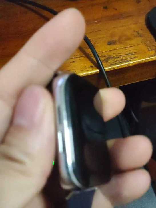 出oppo watch 精钢版，表面正常磨...