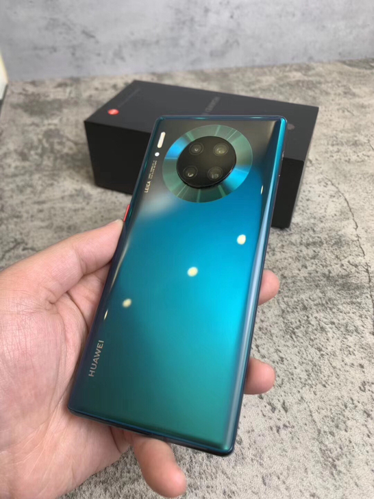 华为mate30pro 5G版，256g内...