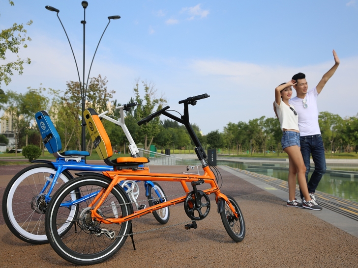 休闲自行车全新、8成新有货。安装个动力棒（...