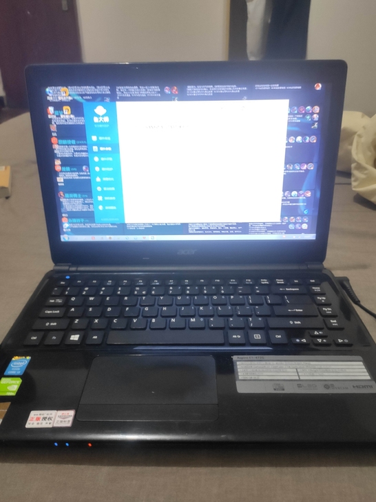 宏基E1-472g,老机子了自用的,还很新...