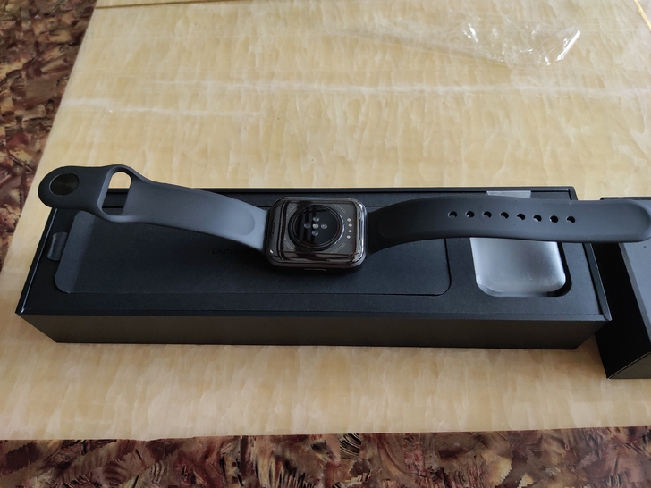 魅族watch 黑色 6月份第二次抢购入手...