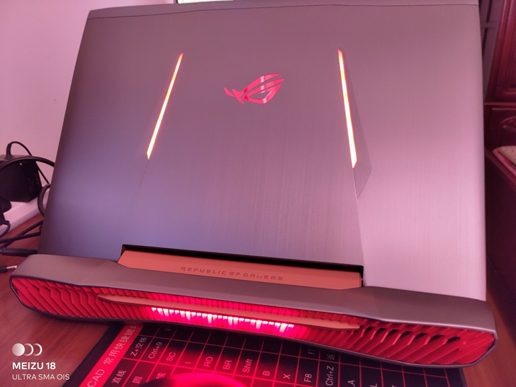 华硕玩家国度 ROG G752vs
