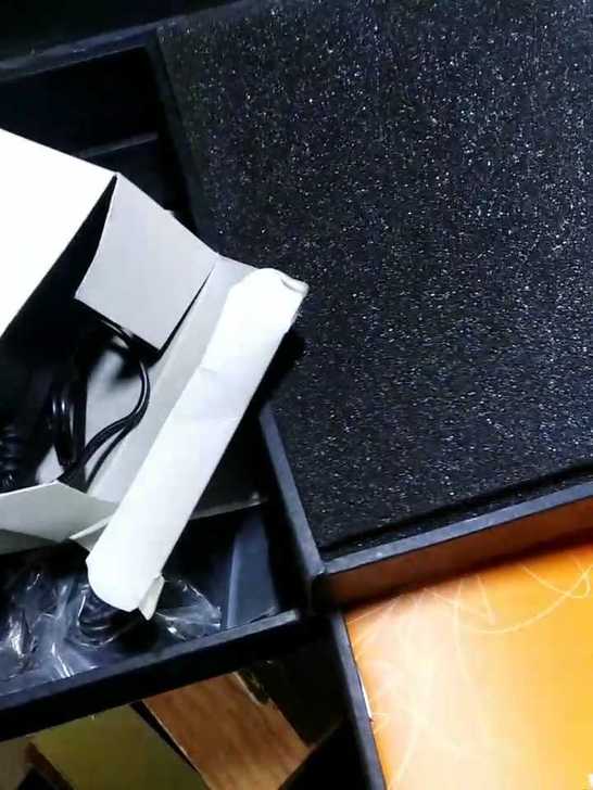 爱国者音视频储存播放器，内存是20g的哦，...