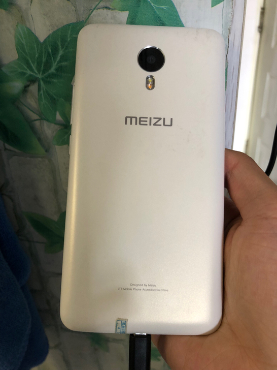 魅蓝Metal  咸鱼买的，本来想用来做热...