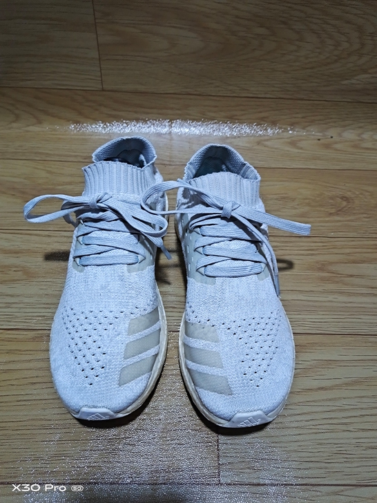 阿迪达斯 40码 运动鞋