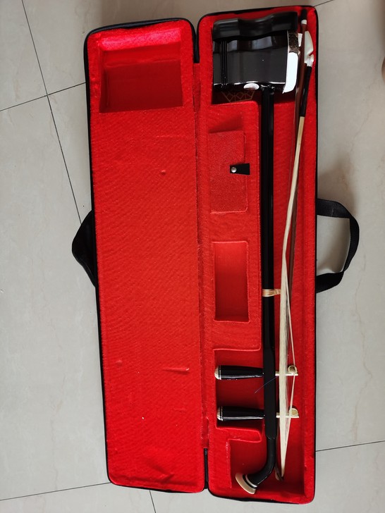 玉鸣二胡