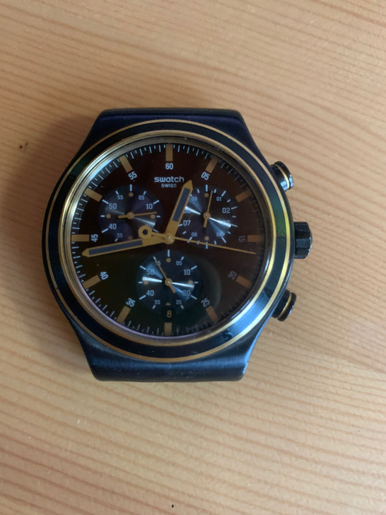 swatch手表，表带烂得不成样，所以我给...