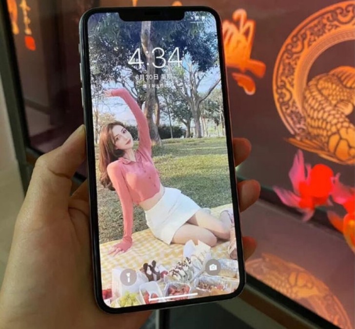 iPhoneXS 苹果xs美女我自用  白...