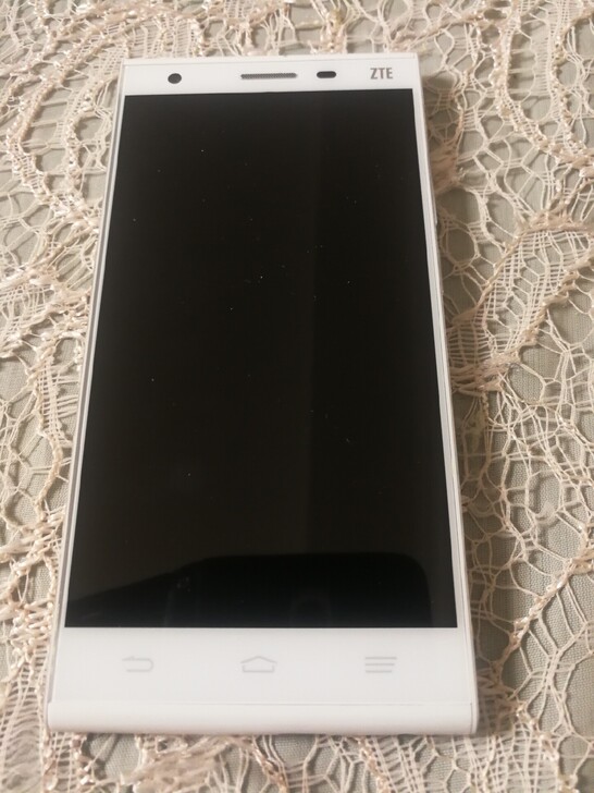 中兴G720c手机，全网通4g手机，无拆无...