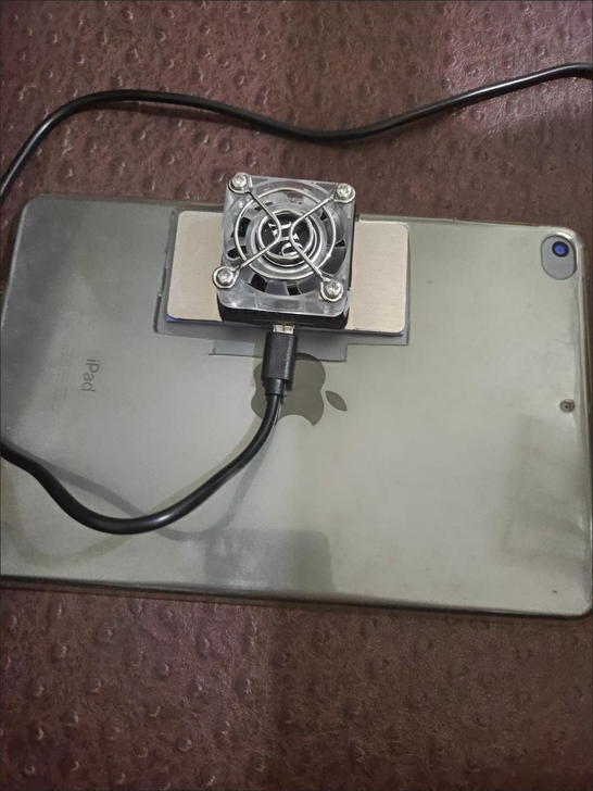 散热器半导体制冷便携式手机平板通用手游必备...
