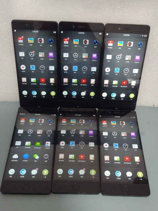 锤子坚果Pro手机4+64和4+32