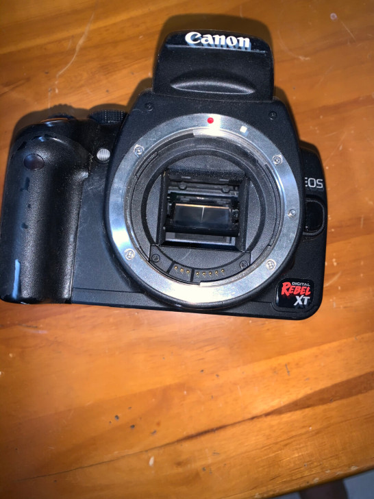 佳能350D 单反相机