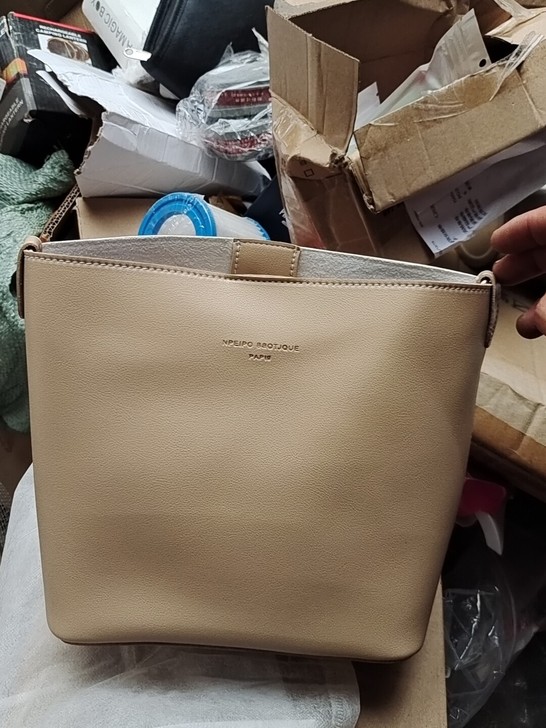 小包包女夏2021新款小众设计高级感单肩斜...