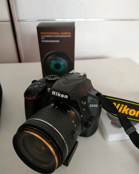 尼康D3400套机单反，注意:同城自取面交