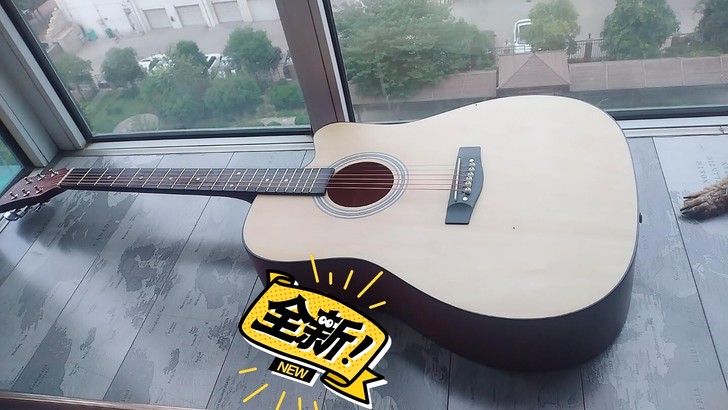 【原价680一次没用】处理全新单板吉他男女...