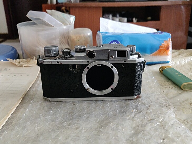 佳能仿莱卡，故障机！故障机！品相如图，快门...