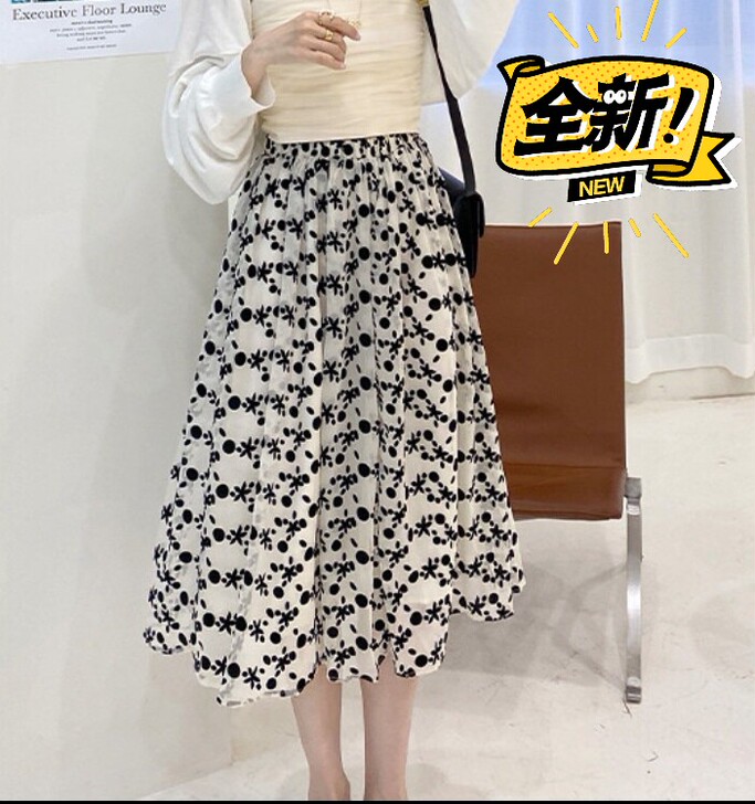 植绒网纱半身裙 碎花    全新  M码 ...