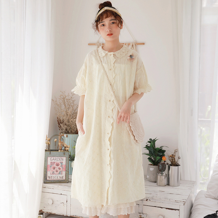 森系复古蕾丝领裙子小清新日系重工刺绣宽松中...
