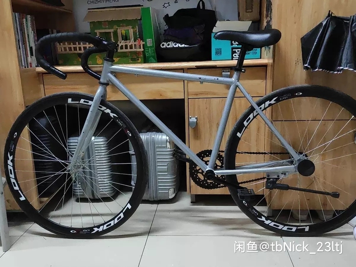 要毕业了，自行车带不走自己用的死飞自行车，...