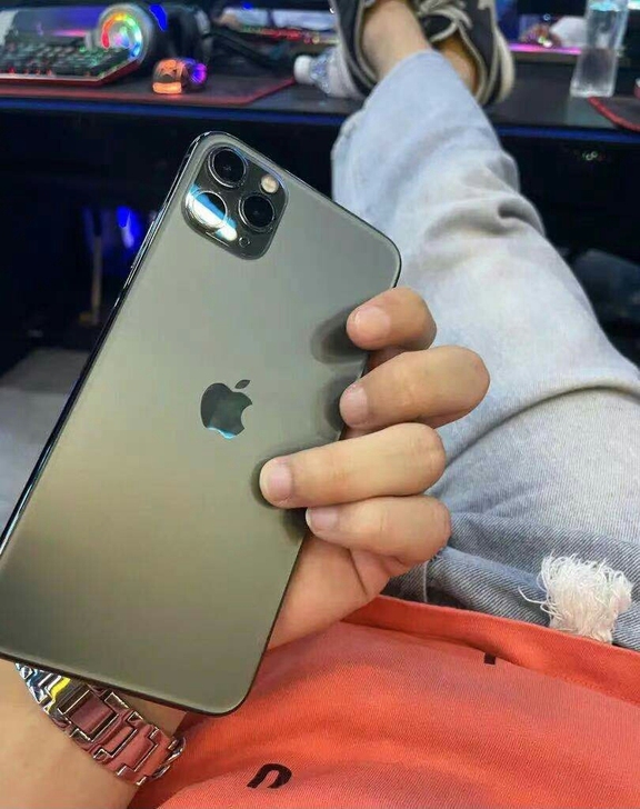 苹果11pro Max二手95新11pro...