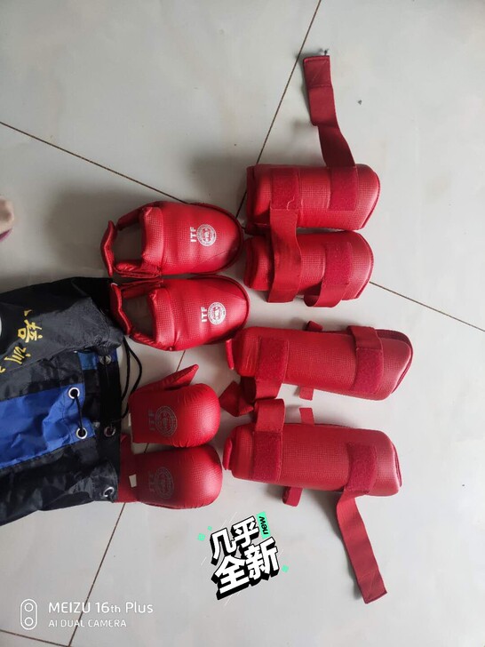 跆拳道护具，价格私聊