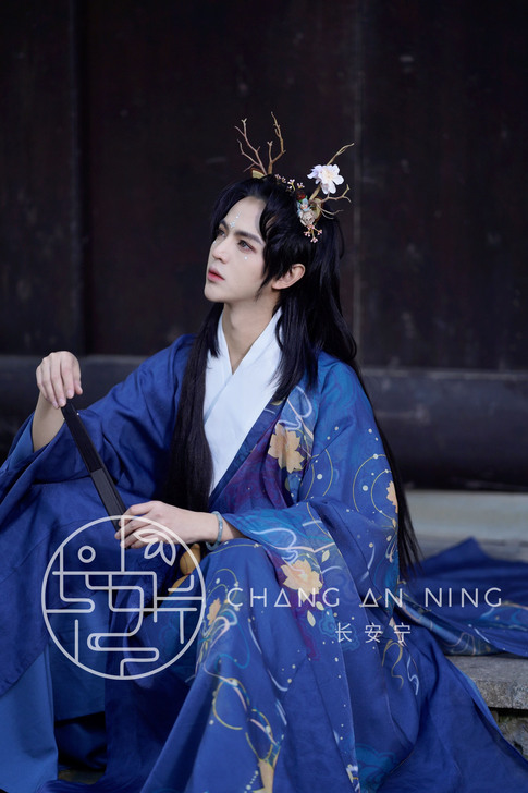 春夏明制汉服男女同款道袍蓝色