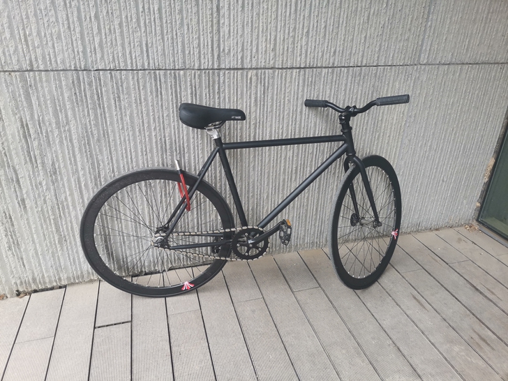 9成新死飞，不会玩，转卖！！通州环湖小镇自取