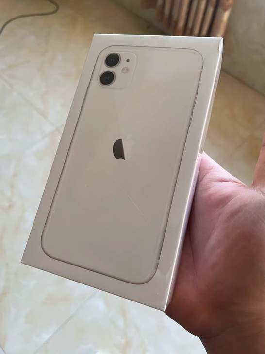 苹果11   颜色  黑色  绿色  白色...
