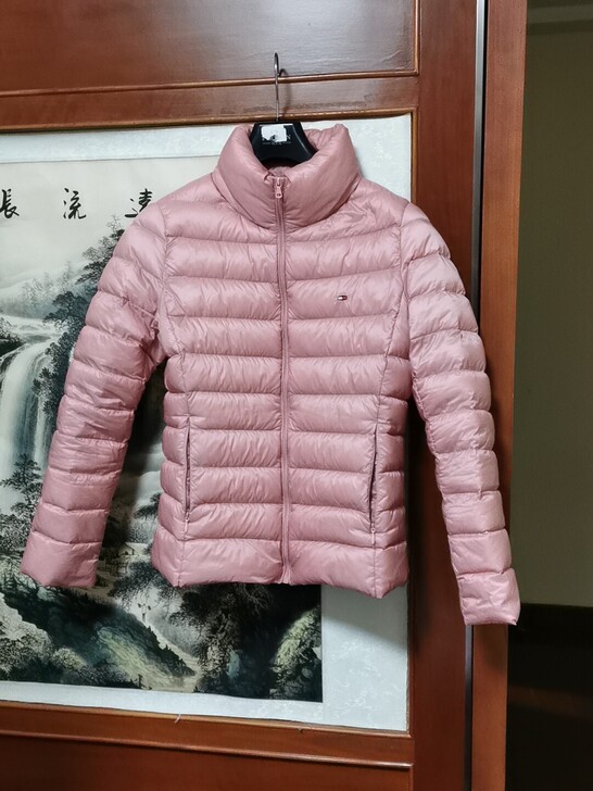TOMMYRED女式短款薄款羽绒服尺码L1...