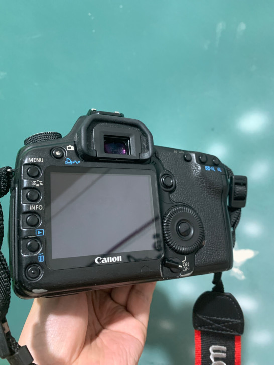 自用佳能5D2机身佳能5D2机身,快门三万...