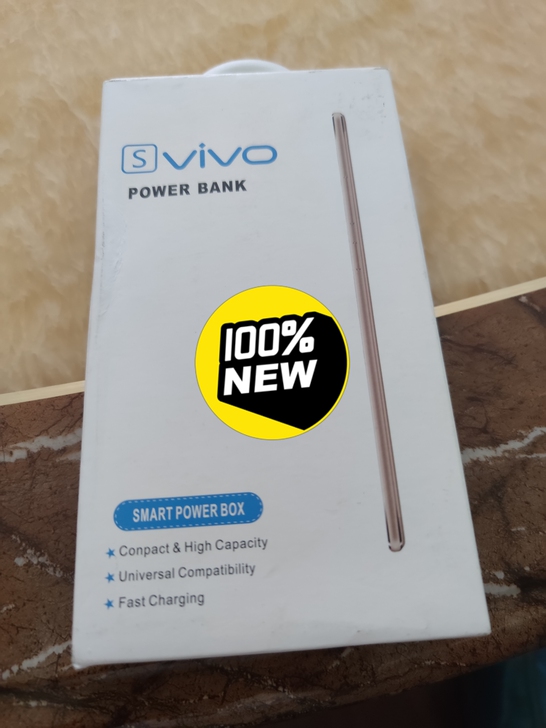 Vivo纪念版充电宝 三口 2000...