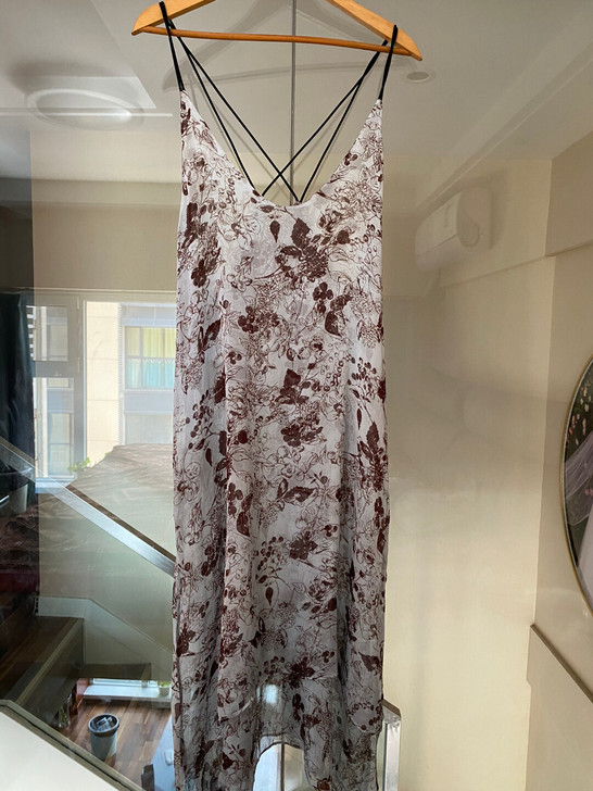 雪纺裙 长130胸围108有弹力 不限身材...