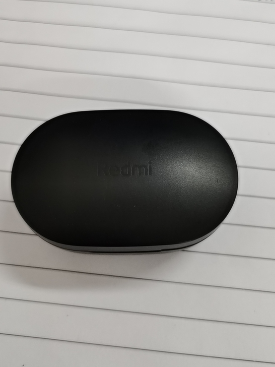 红米airdots 2蓝牙耳机充电仓