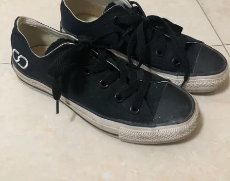 匡威全黑女鞋帆布鞋all star 尺码3...