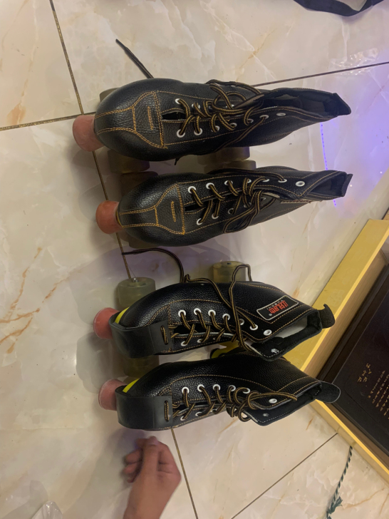 旱冰鞋，双排的，2双，只穿过一次，99新，...